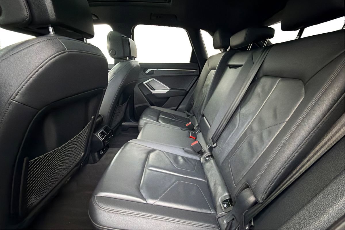 Used 2023 Audi Q3 2.0T Premium image 10