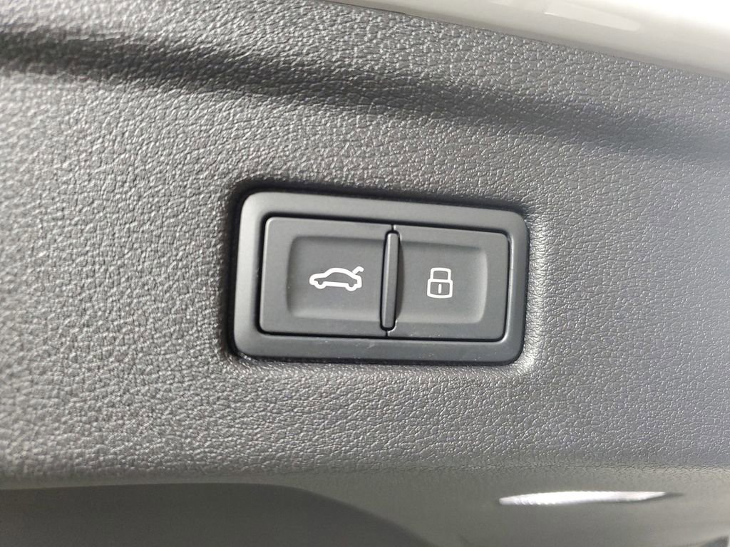 Used 2023 Audi A5 2.0T Premium Plus w/ Premium Plus image 11