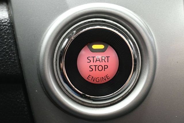 Used 2017 Nissan Titan SV RWD image 17