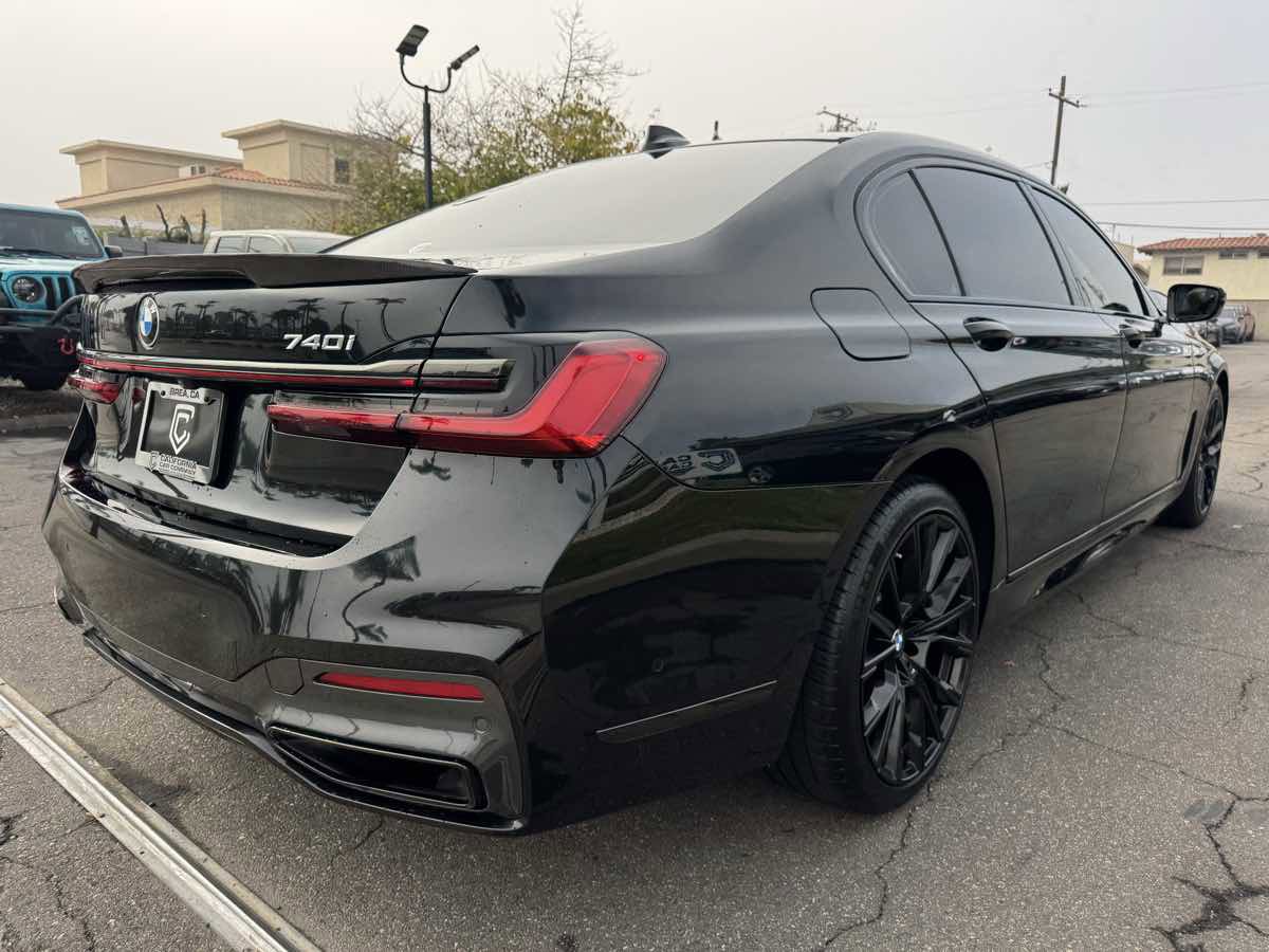 Used 2020 BMW 740i 740i w/ M Sport Package image 8