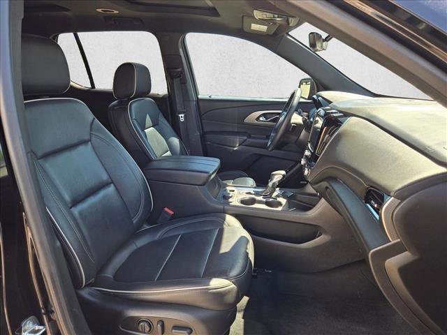 Used 2023 Chevrolet Traverse Premier w/ LPO, Cargo Package image 21