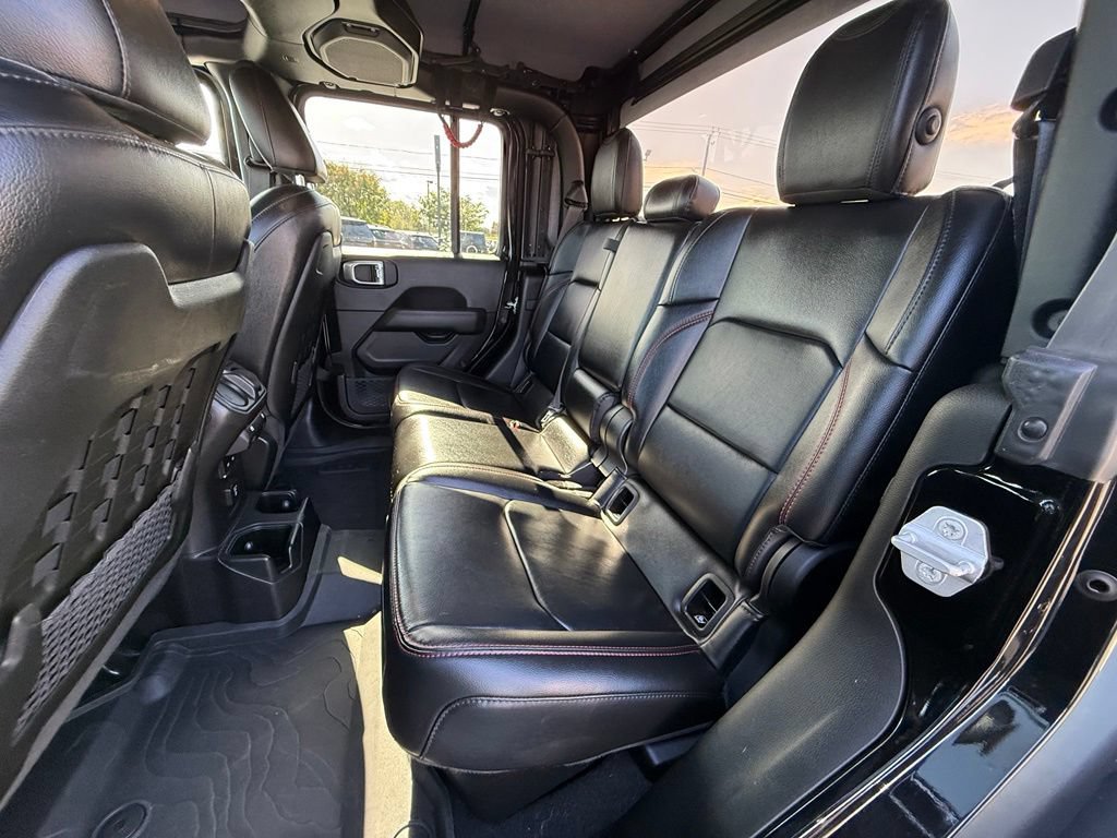 Used 2021 Jeep Gladiator Rubicon AWD/4WD image 16