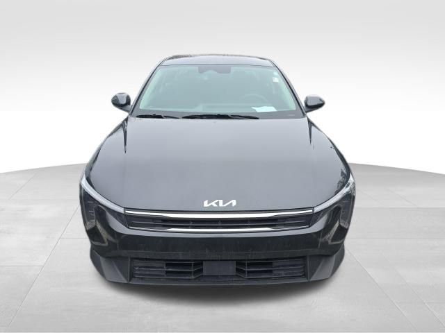 Used 2025 Kia K4 LXS image 8