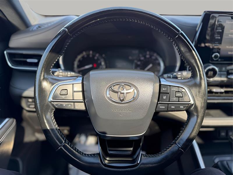 Used 2021 Toyota Highlander XSE FWD image 60