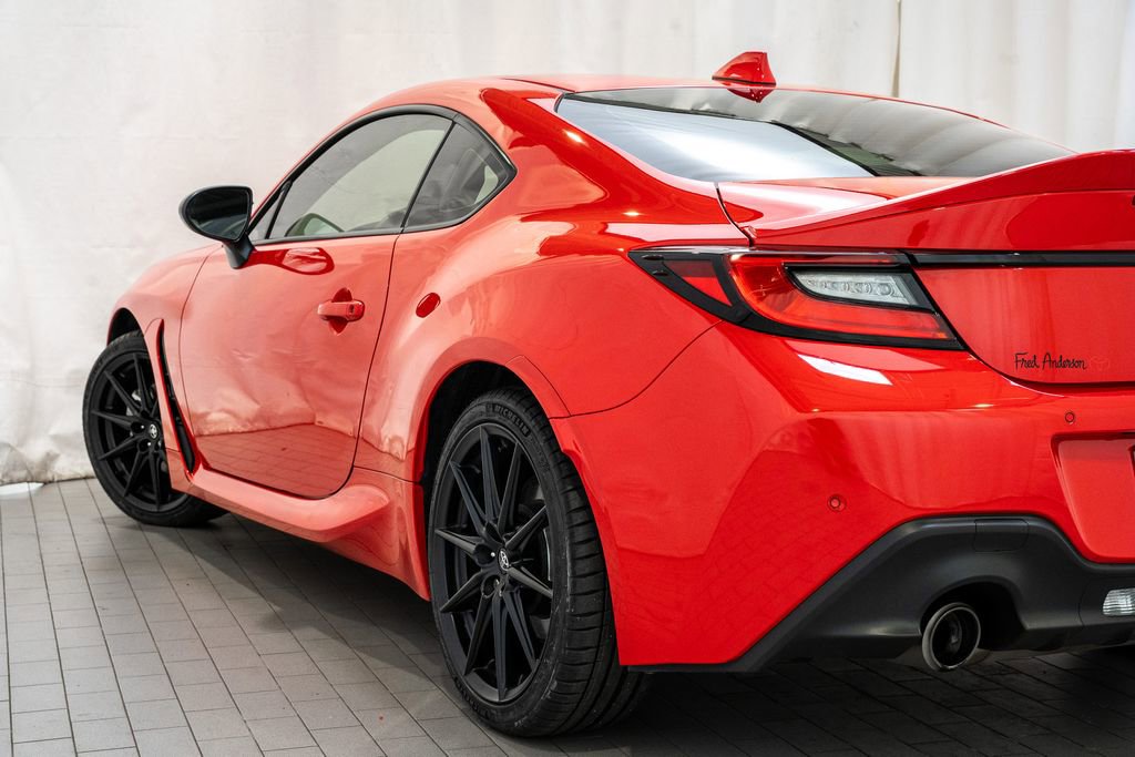 Used 2023 Toyota GR86 Premium image 11