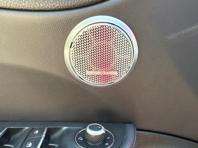 Used 2017 Alfa Romeo Giulia Ti w/ TI 19" Sport Package RWD image 9