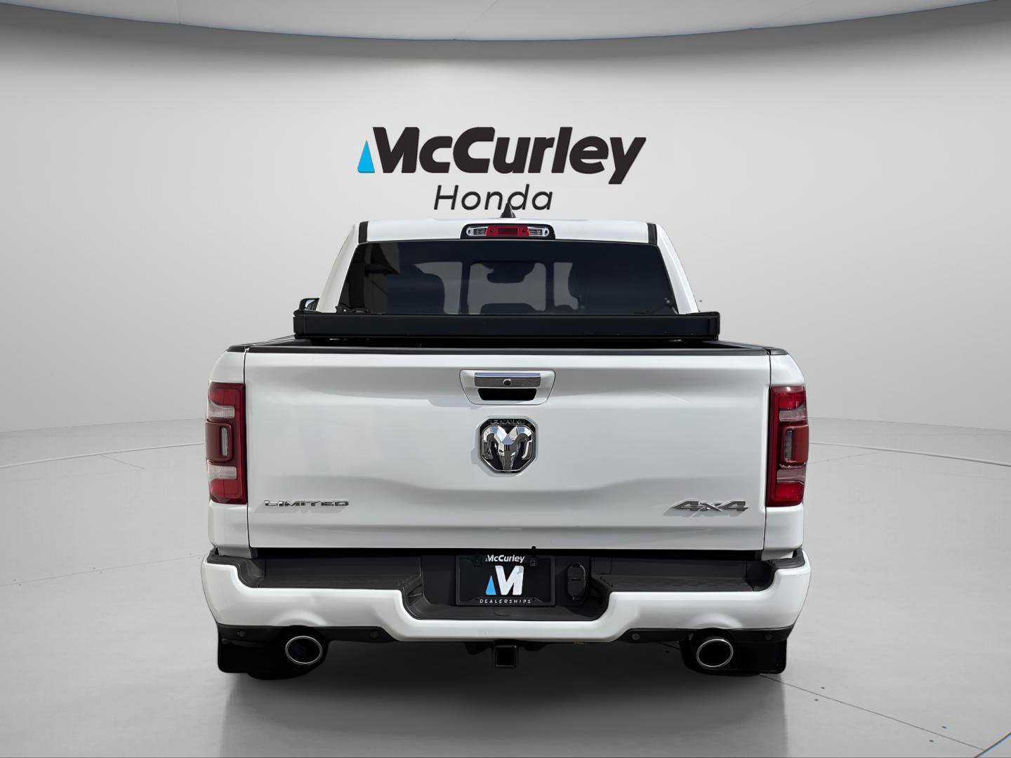 Used 2020 RAM 1500 Limited w/ Advanced Safety Group AWD/4WD image 4