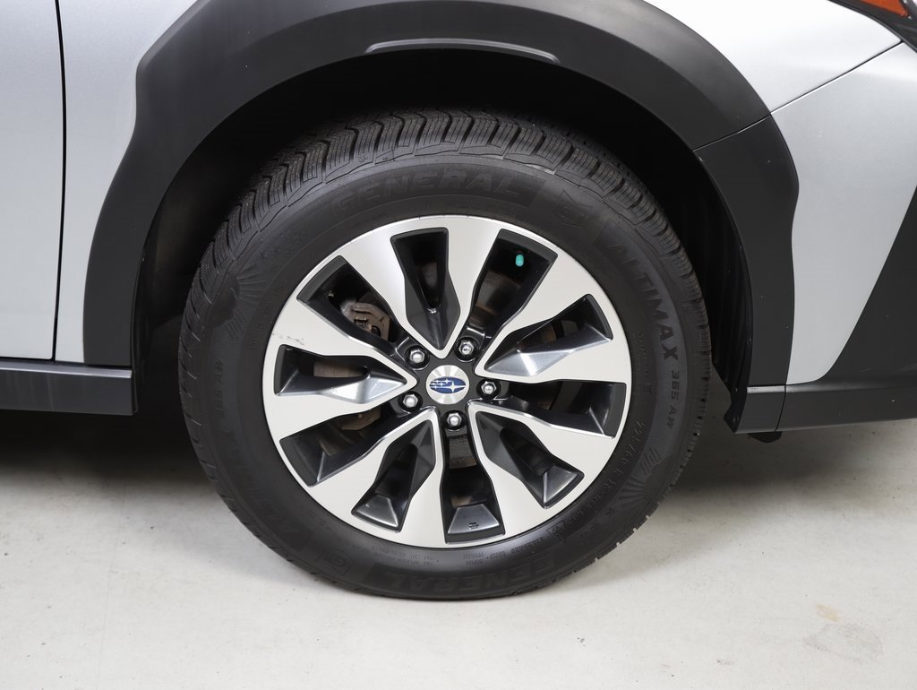 Used 2023 Subaru Outback Limited image 5