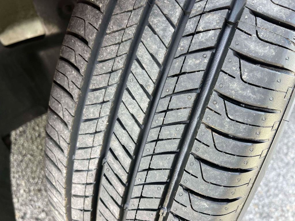 Used 2022 Kia K5 LX image 34