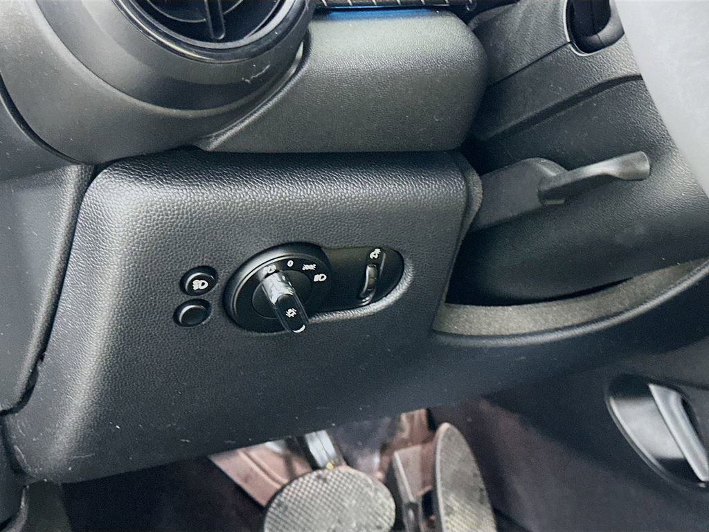 Certified 2023 MINI Cooper S w/ MINI Resolute Edition FWD image 10