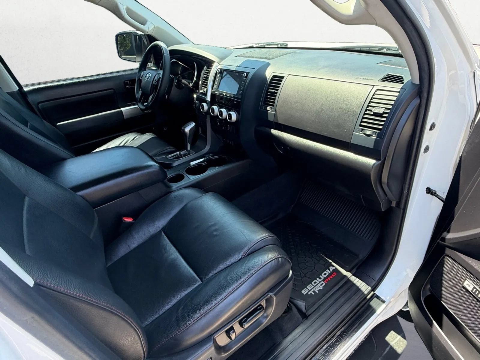 Used 2020 Toyota Sequoia TRD Pro w/ Carpet Mat Package (TMS) AWD/4WD image 23