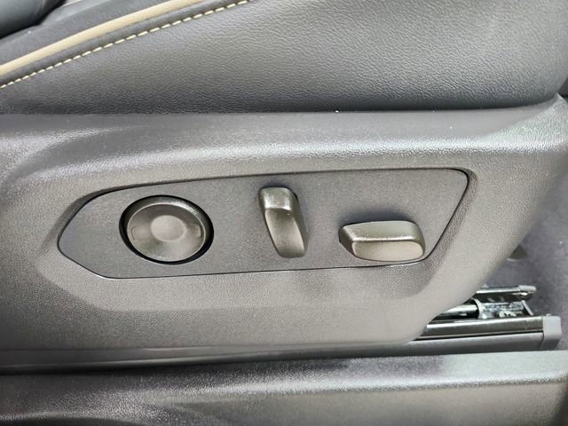 New 2026 GMC Yukon Elevation image 39