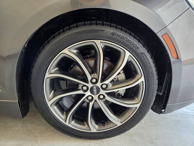 Used 2019 Lincoln MKZ Reserve w/ Reserve Plus Package FWD image 26