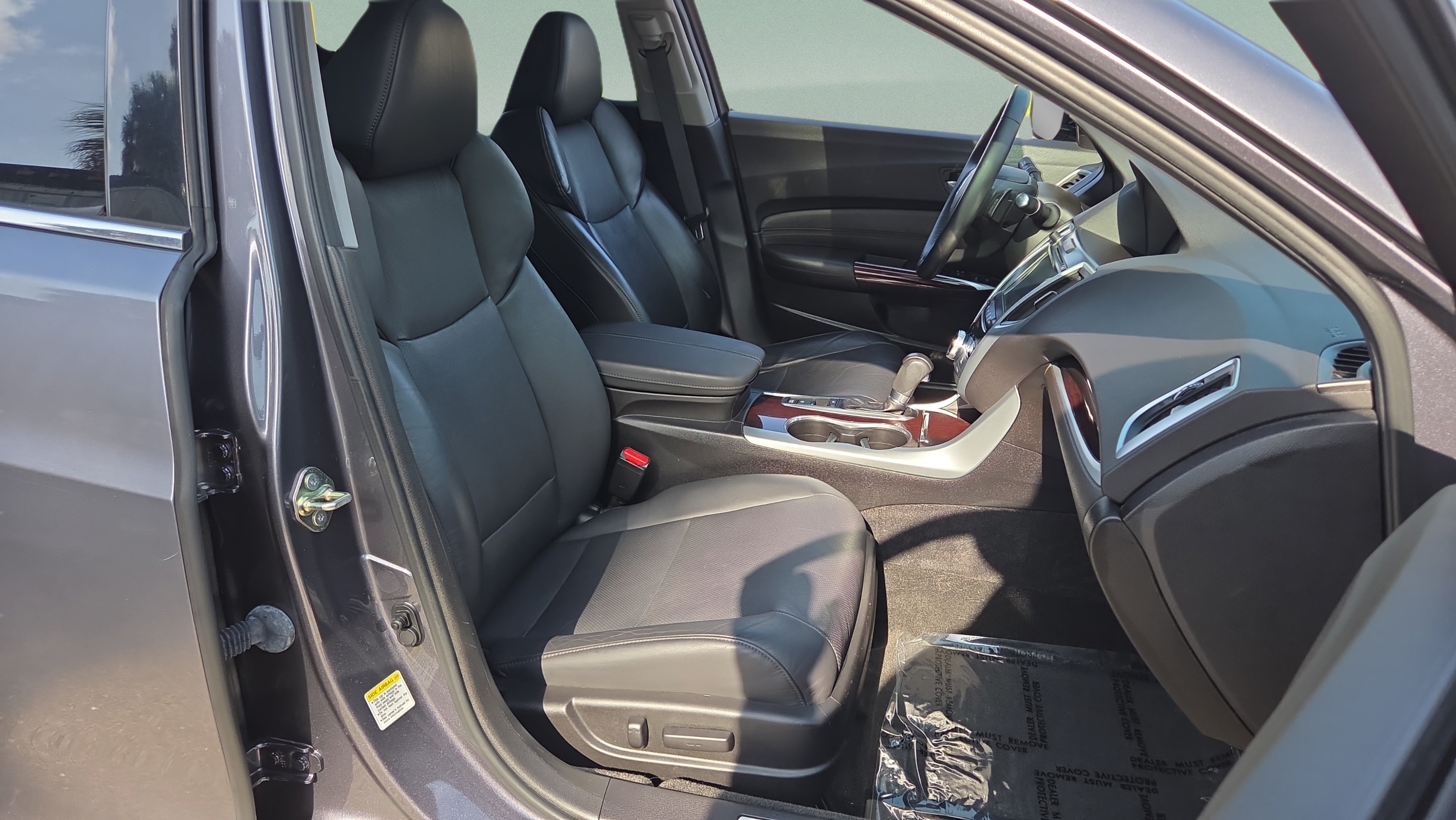 Used 2017 Acura TLX w/ Technology Package FWD image 17