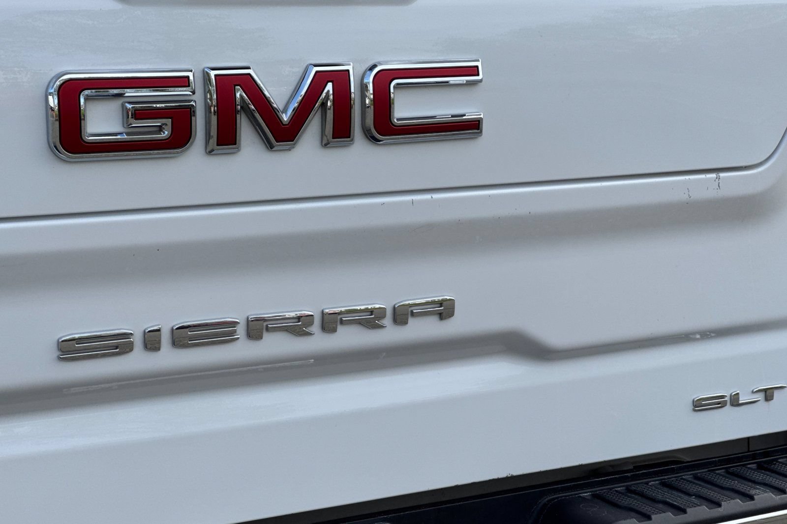 Used 2024 GMC Sierra 1500 SLT AWD/4WD image 50