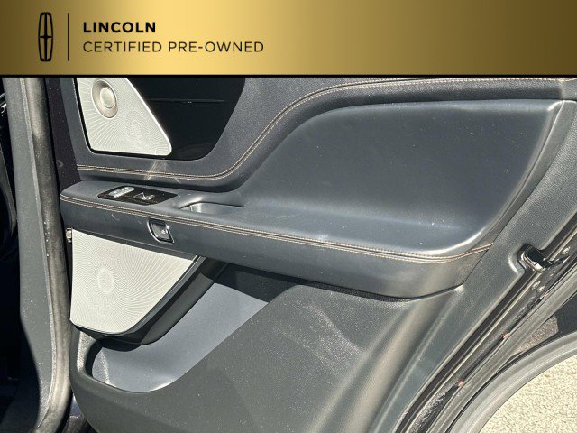 Certified 2025 Lincoln Aviator Black Label image 35