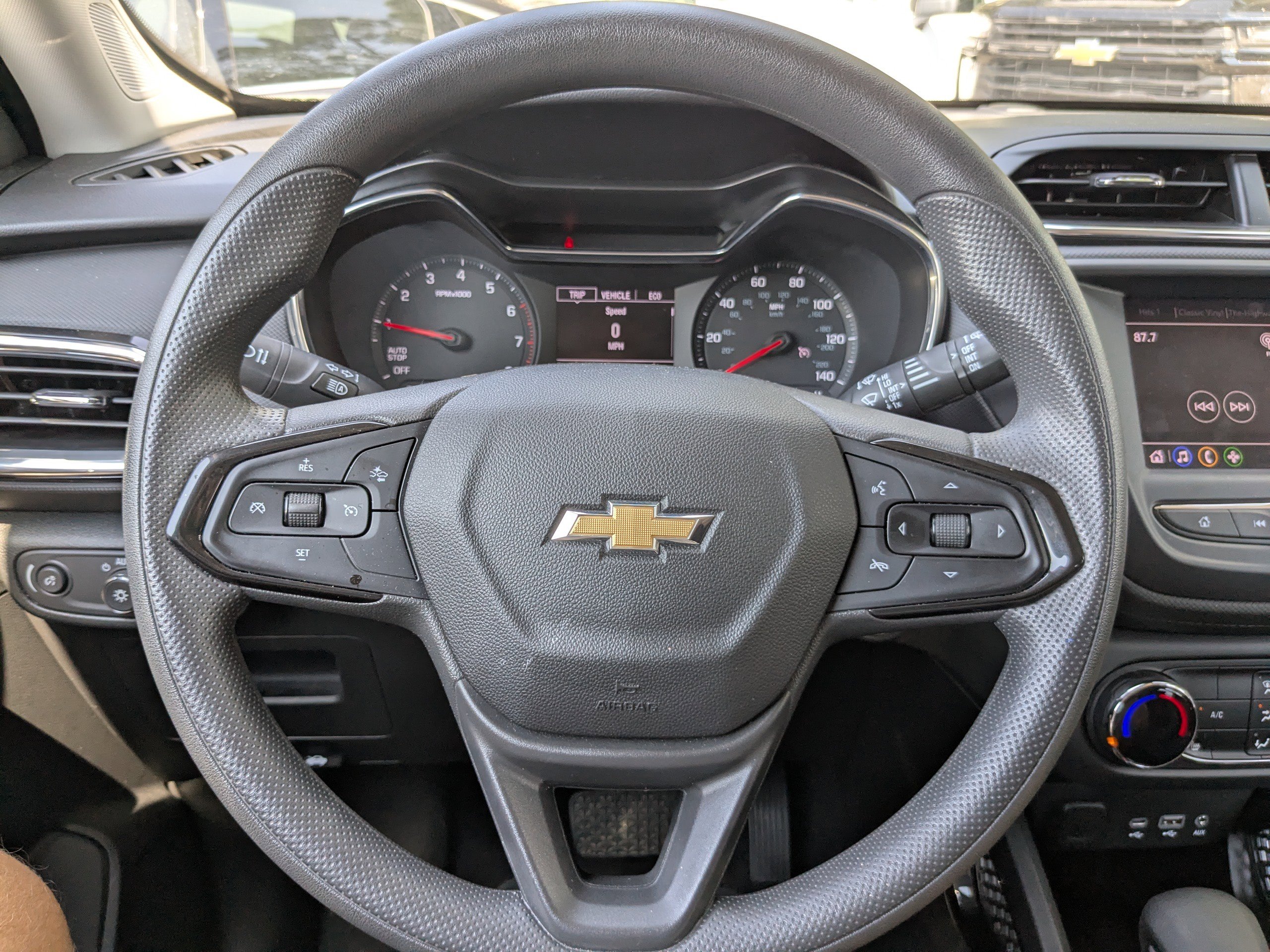 Used 2023 Chevrolet TrailBlazer LT image 22
