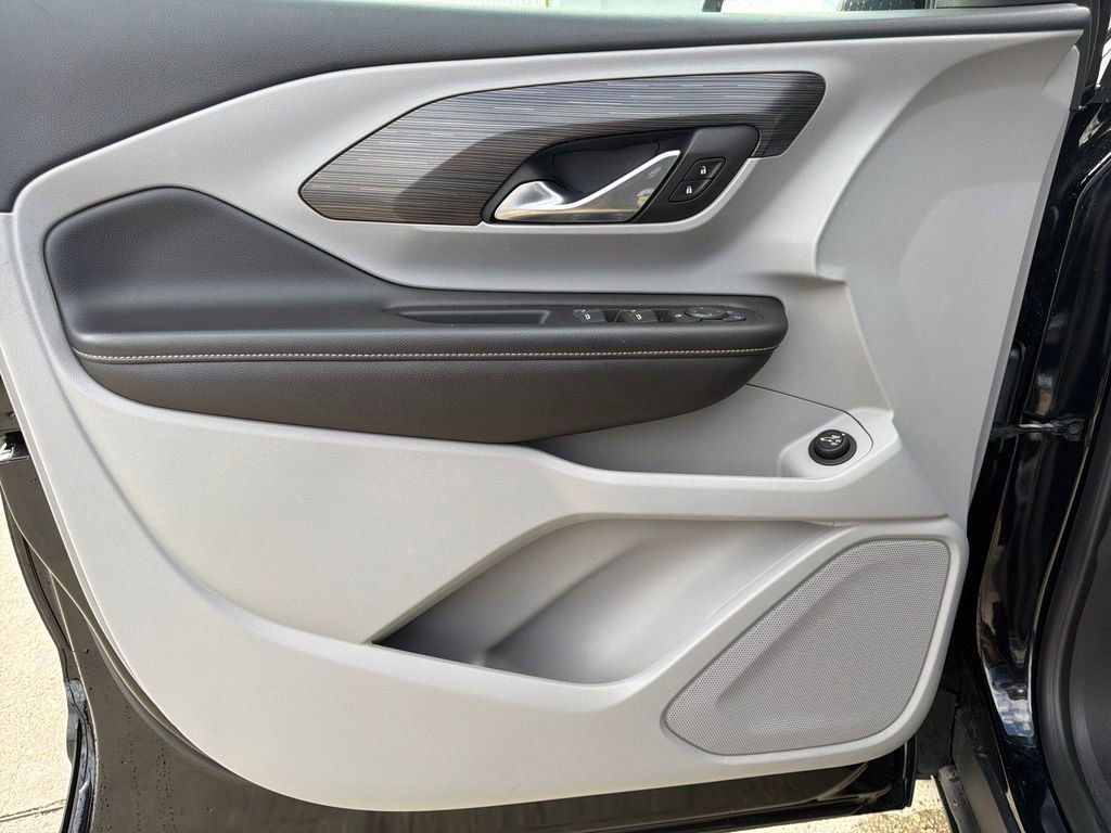 Certified 2022 GMC Terrain SLE w/ Driver Convenience Package image 14