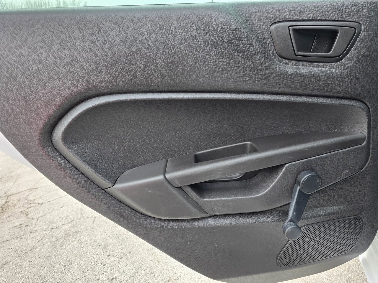 Used 2017 Ford Fiesta S image 28