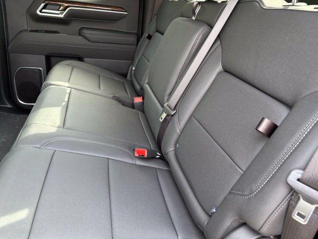 New 2026 GMC Sierra 1500 Elevation w/ Elevation Premium Package AWD/4WD image 5