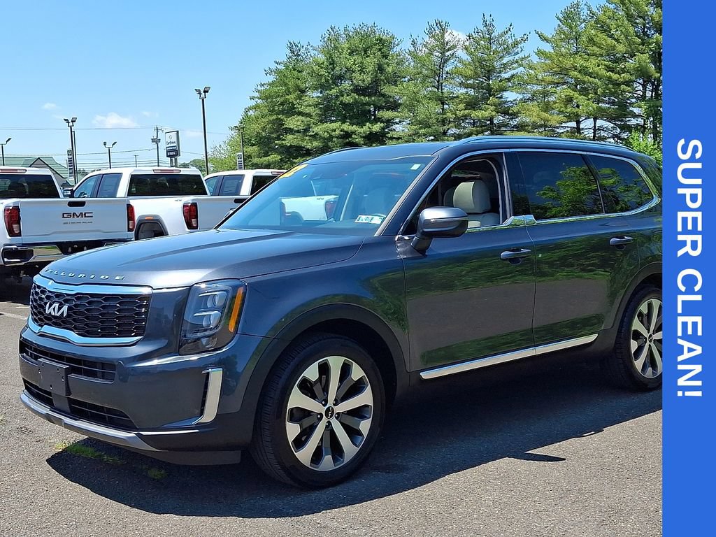Used 2022 Kia Telluride EX w/ EX Premium Package FWD image 3