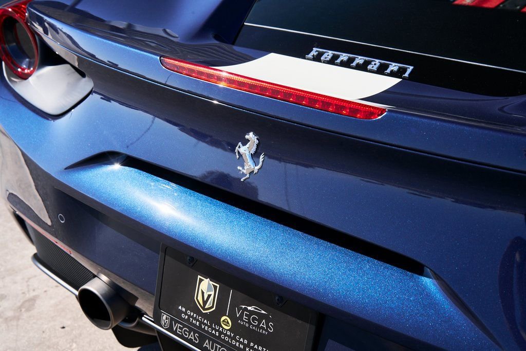 Used 2018 Ferrari 488 GTB image 19
