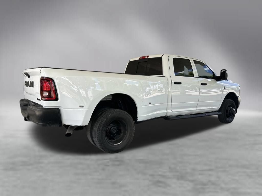 Used 2025 RAM 3500 Tradesman AWD/4WD image 3
