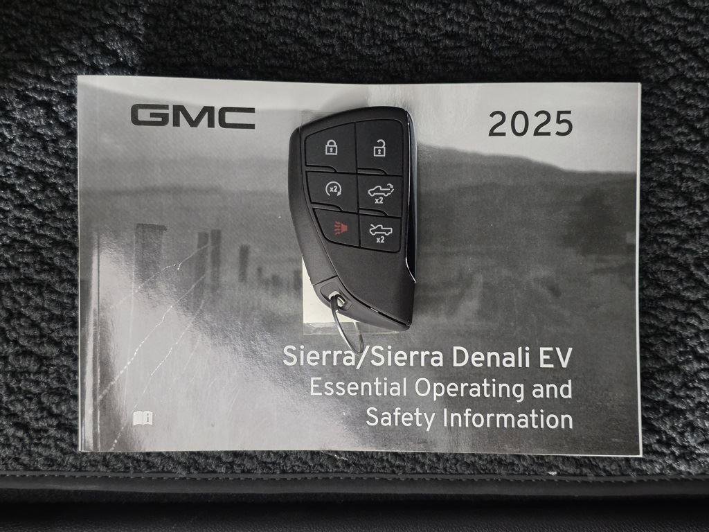 Used 2025 GMC Sierra EV Denali image 62