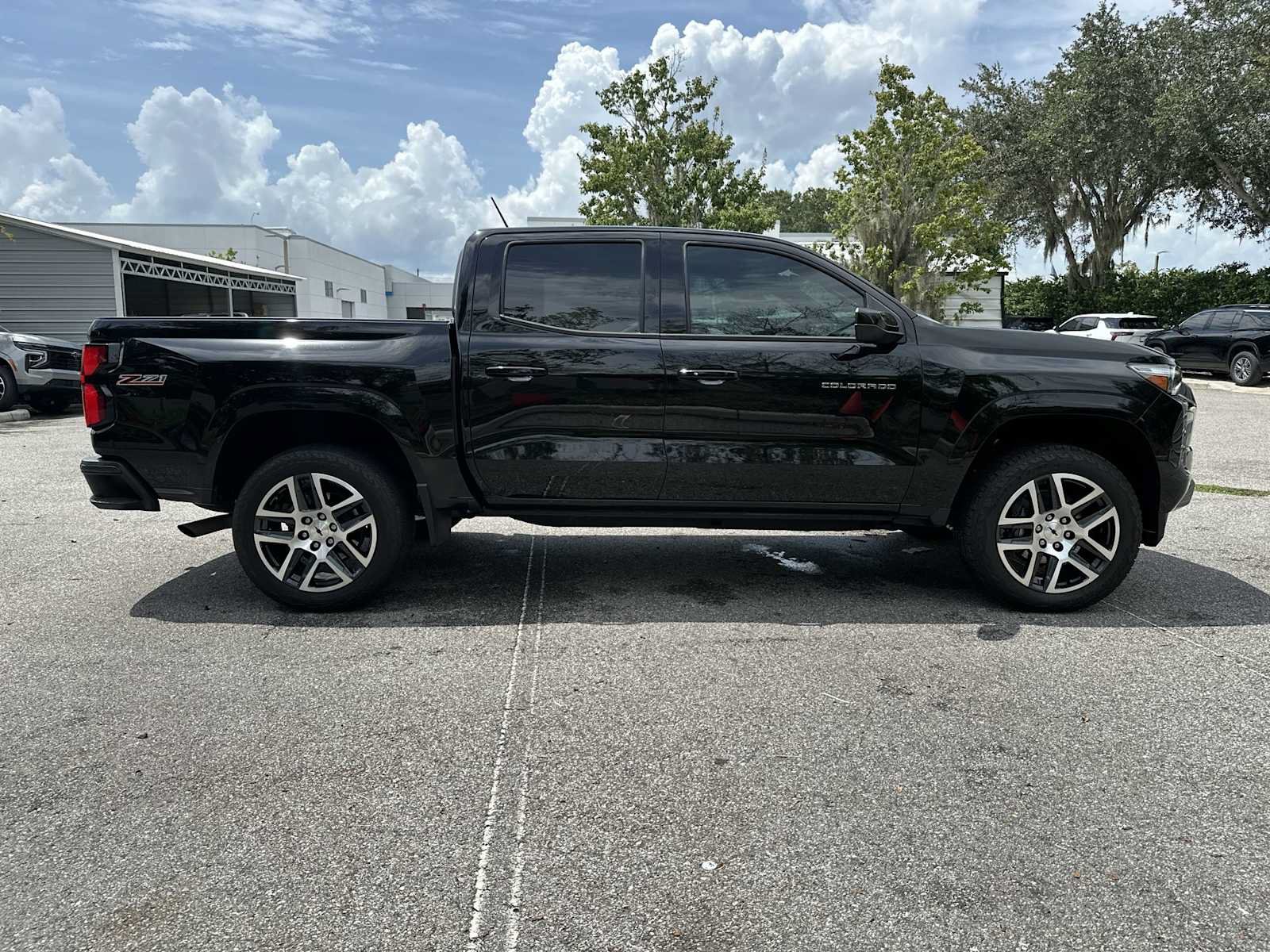 Certified 2024 Chevrolet Colorado Z71 w/ Z71 Convenience Package 2 AWD/4WD image 7