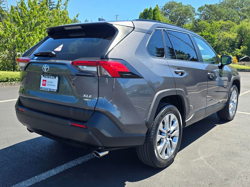 Certified 2025 Toyota RAV4 XLE Premium image 3