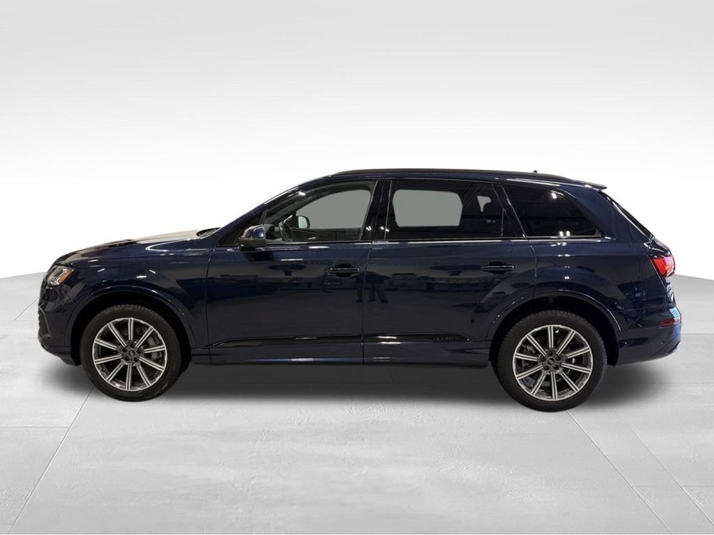 Used 2023 Audi Q7 2.0T Premium Plus w/ Premium Plus Package AWD/4WD image 2