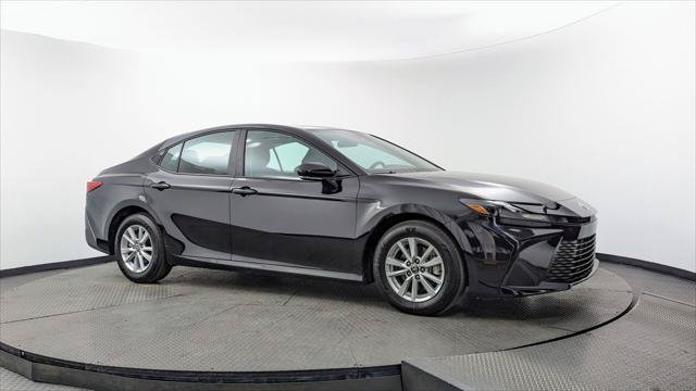 Used 2026 Toyota Camry LE FWD image 9