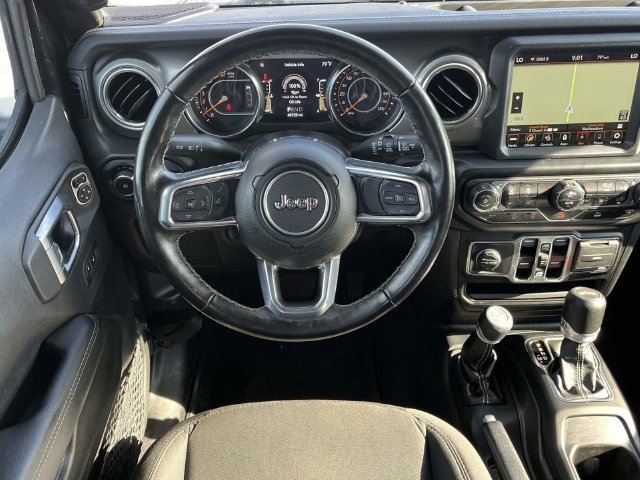 Used 2022 Jeep Wrangler Unlimited Sahara w/ Cold Weather Group AWD/4WD image 17