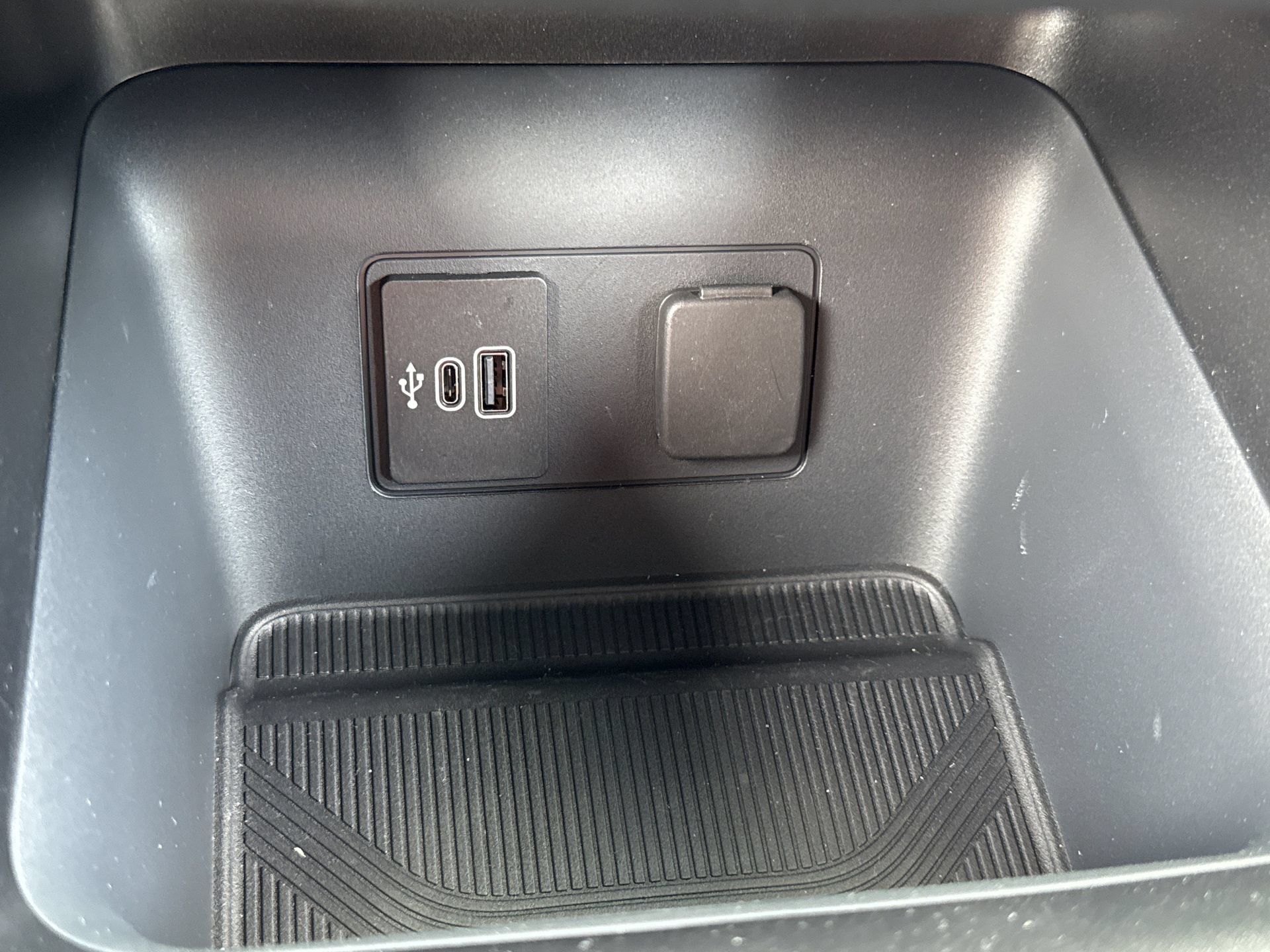 Used 2026 Ford Explorer Tremor w/ Tremor Convenience Package AWD/4WD image 8