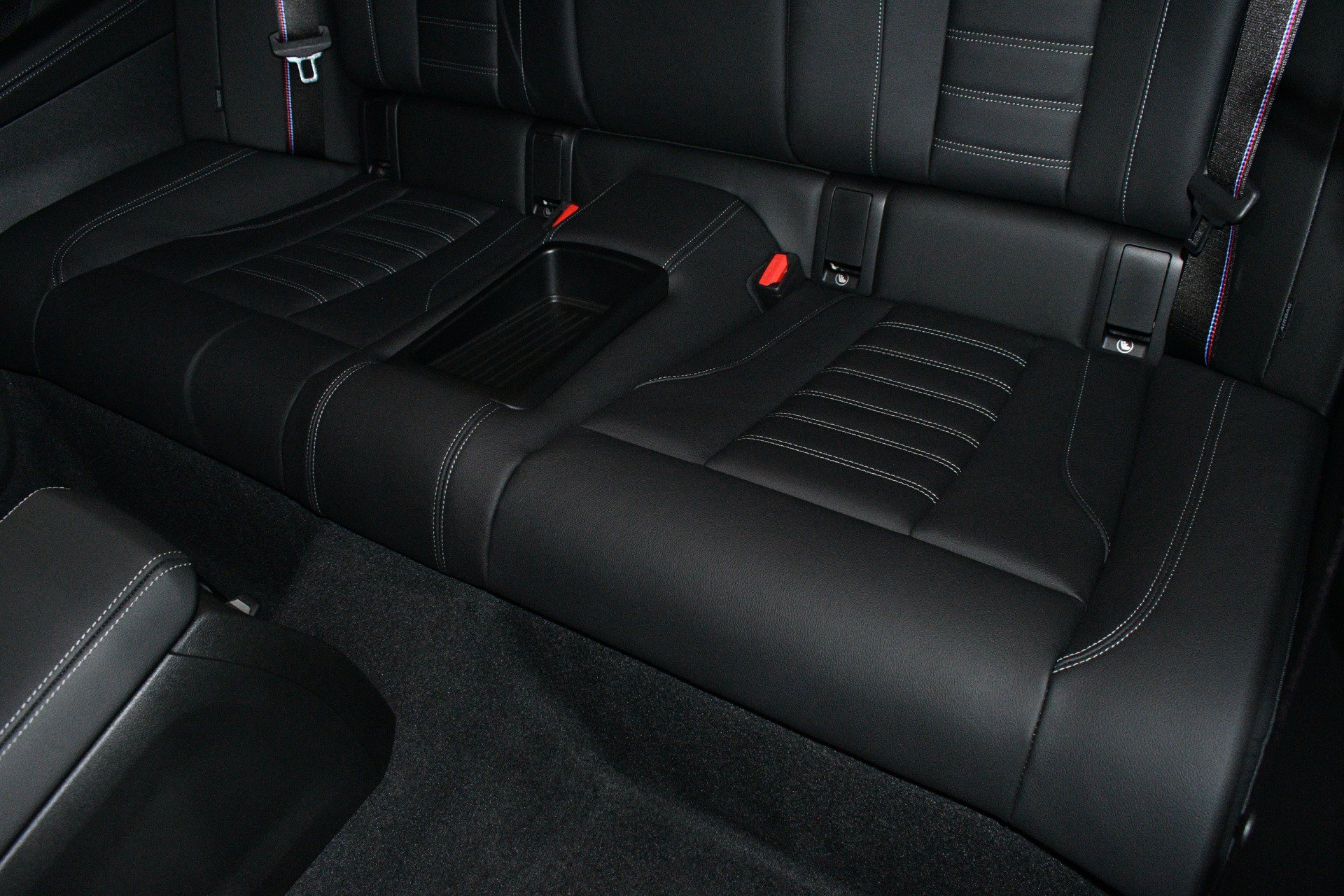 Used 2025 BMW M2 w/ Lighting Package RWD image 19