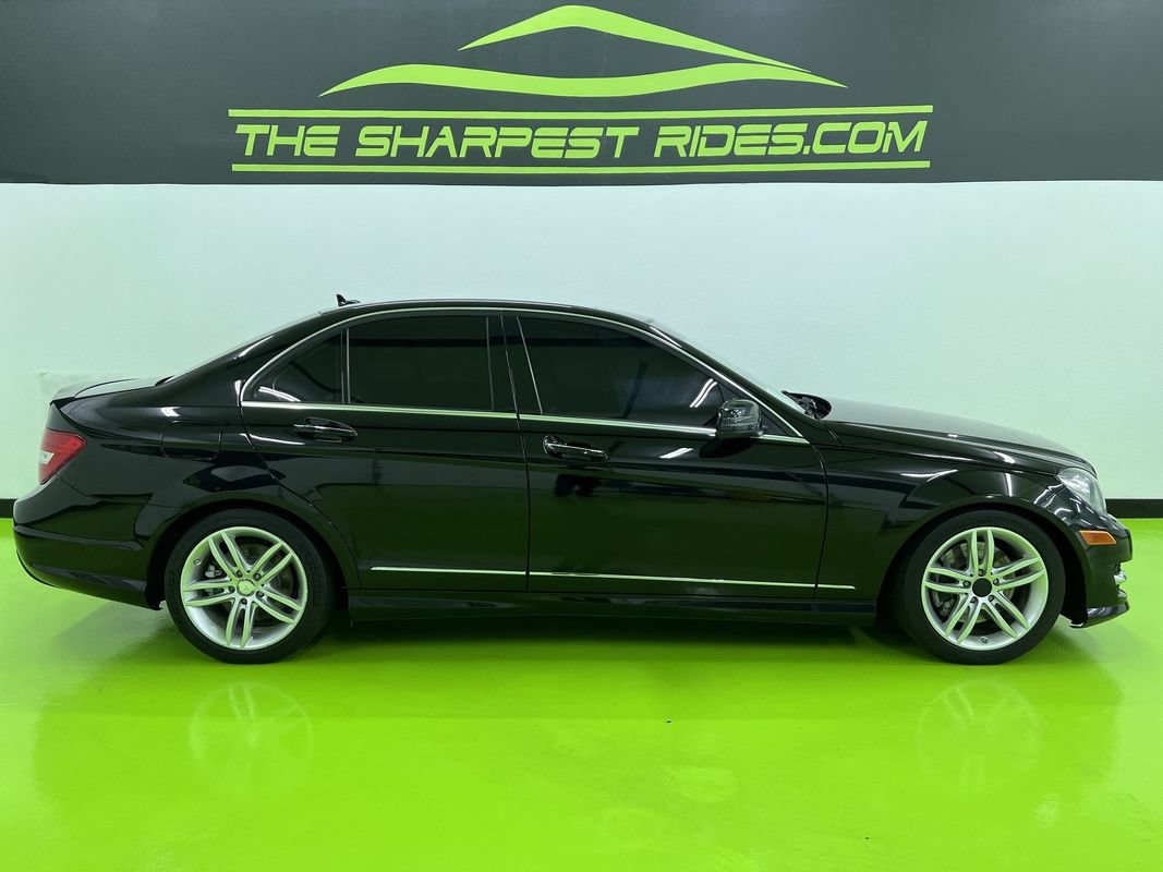Used 2013 Mercedes-Benz C 300 4MATIC Sedan w/ Premium 1 Pkg image 11