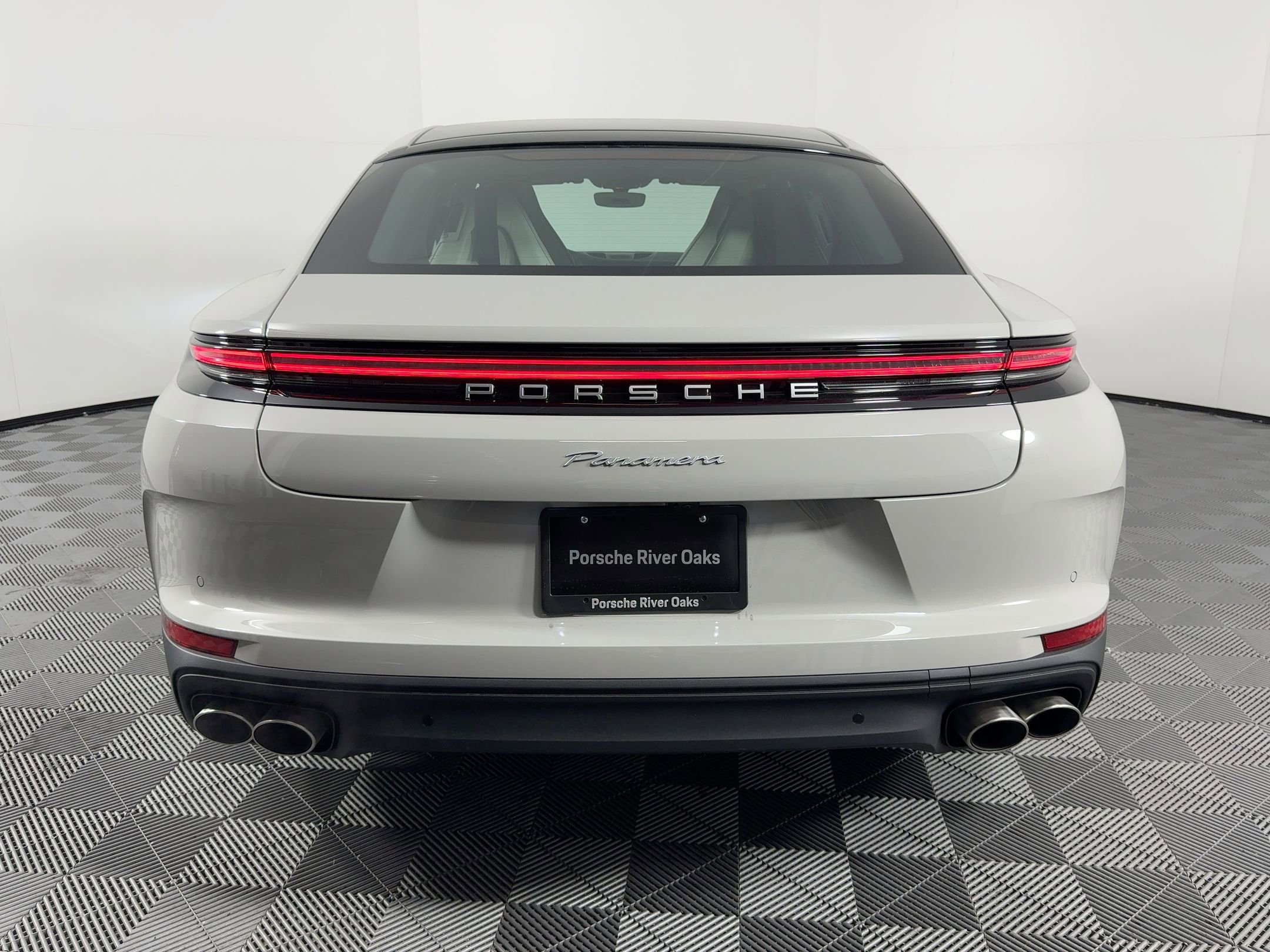 New 2026 Porsche Panamera image 10