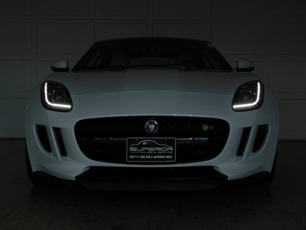 Used 2015 Jaguar F-TYPE R image 21