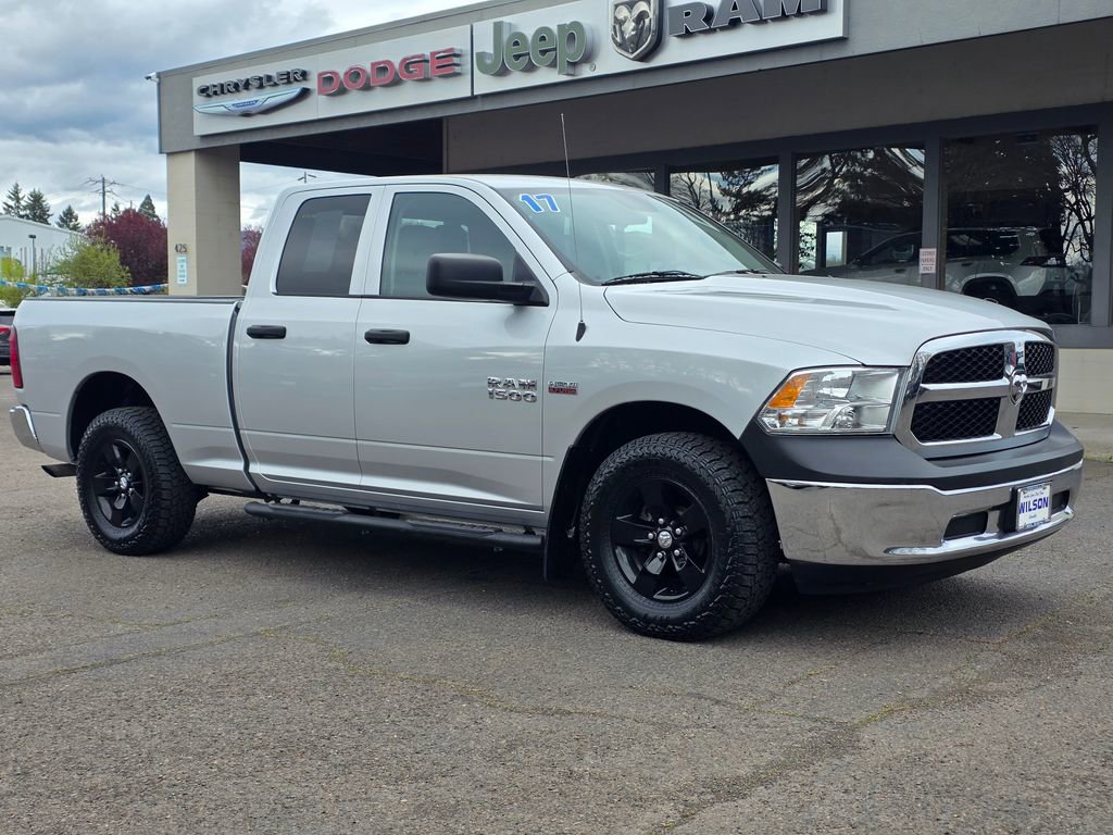 Used 2017 RAM 1500 ST w/ SXT Appearance Group AWD/4WD image 25