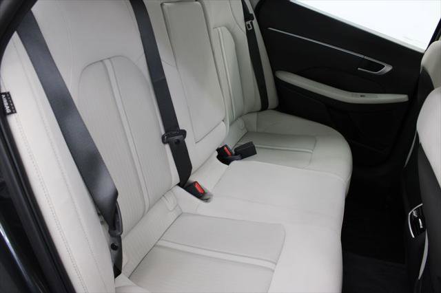 Used 2025 Hyundai Sonata SEL FWD image 19
