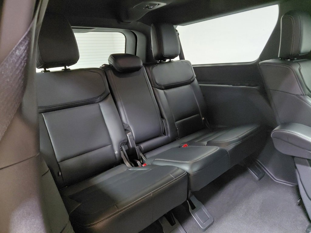 Certified 2025 Ford Expedition Max Platinum w/ Stealth Appearance Package image 7