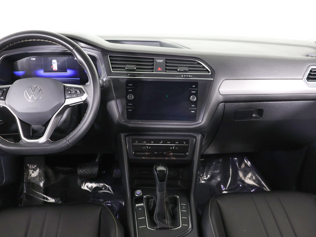 Used 2023 Volkswagen Tiguan SE FWD image 38