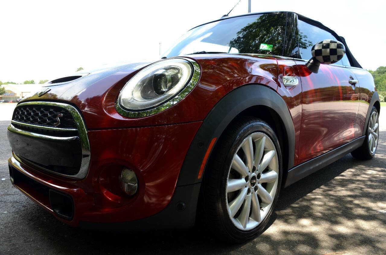 Used 2018 MINI Cooper S image 3