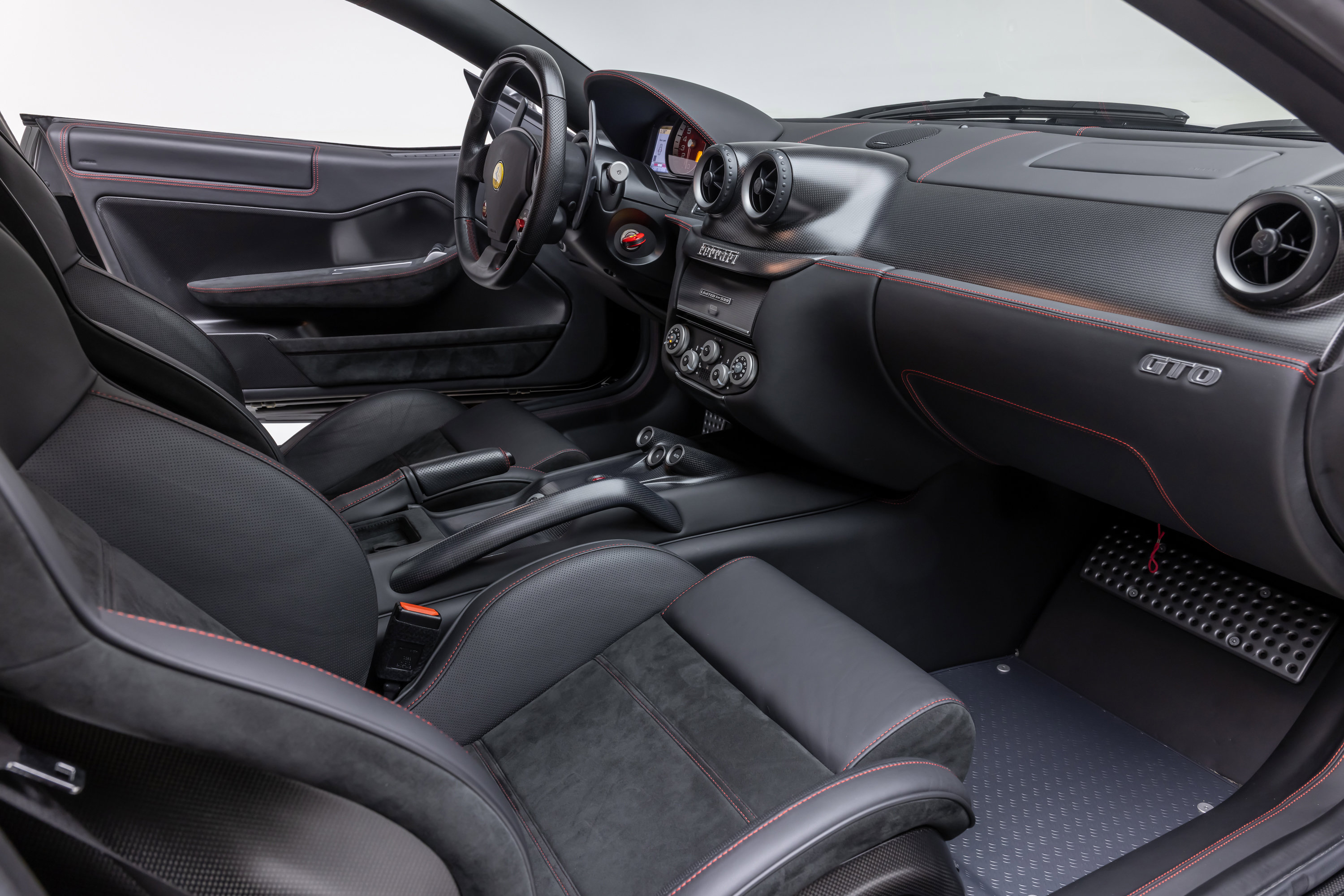 Used 2011 Ferrari 599 GTO RWD image 28
