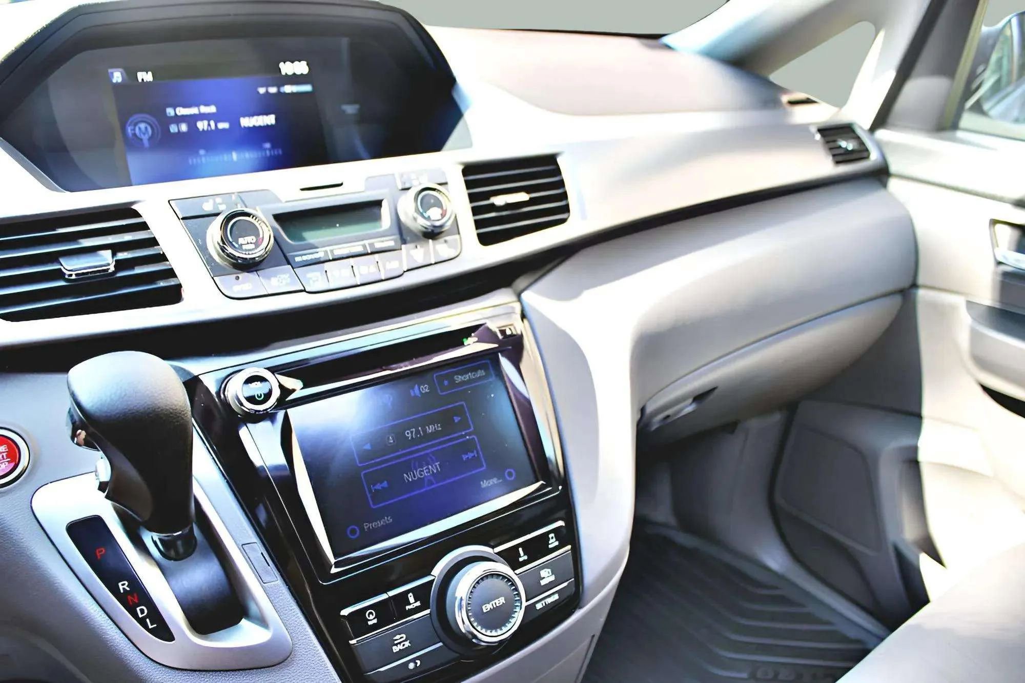 Used 2016 Honda Odyssey EX-L image 17