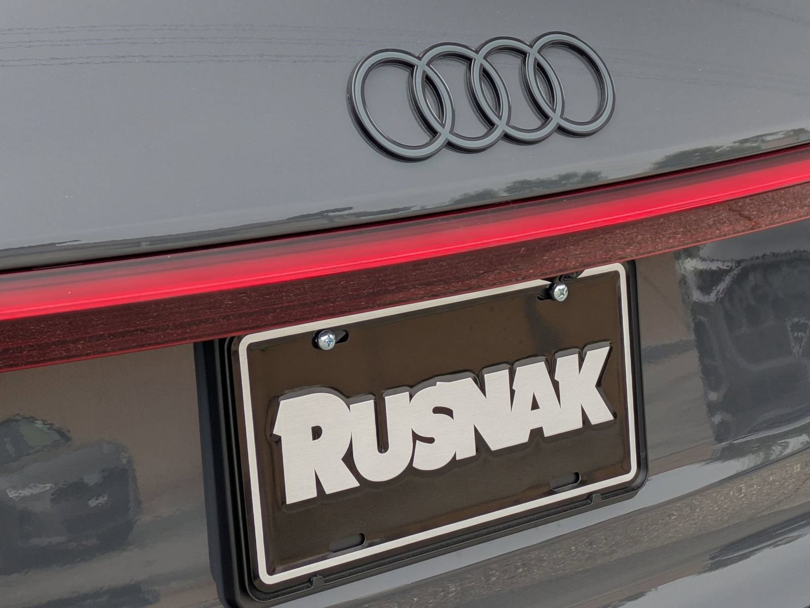 New 2027 Audi SQ6 e-tron Premium Plus AWD/4WD image 15