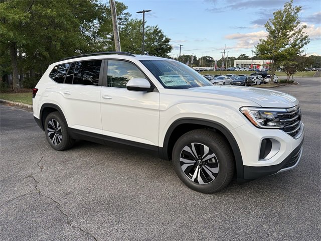 New 2026 Volkswagen Atlas SE image 1
