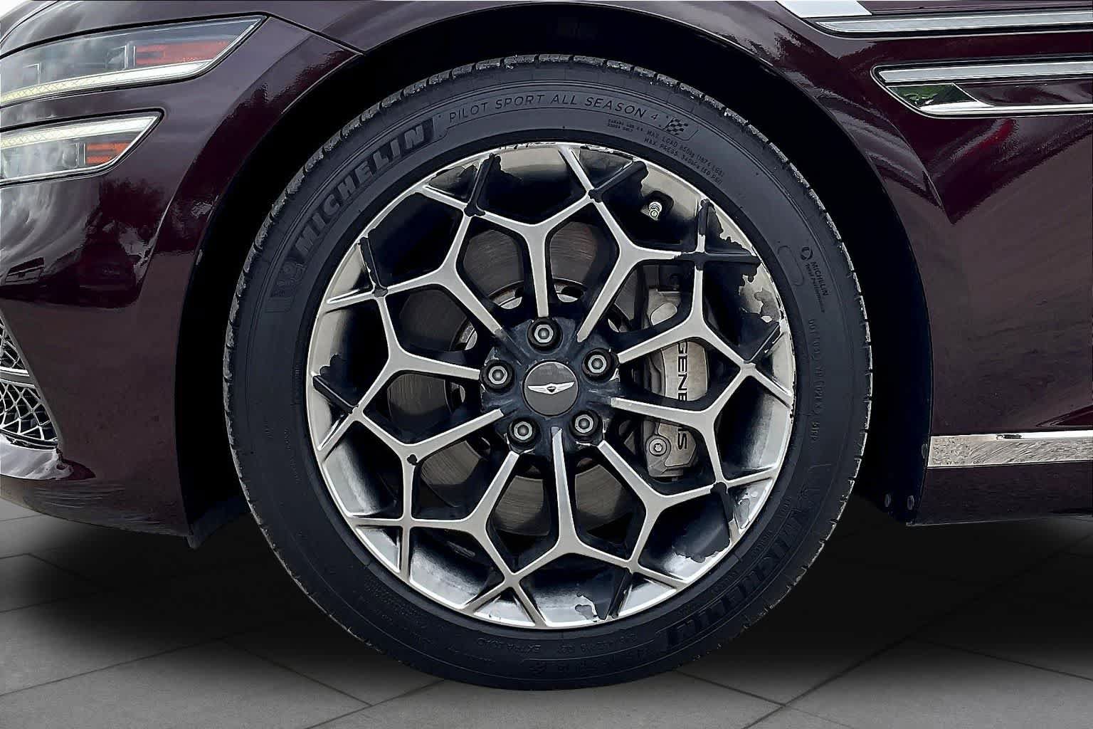 Used 2021 Genesis G80 3.5T RWD image 11