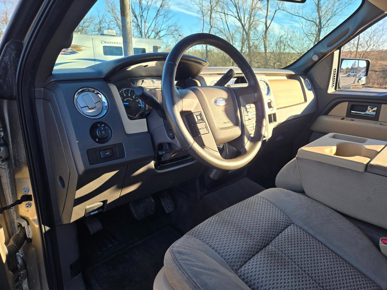 Used 2012 Ford F150 XLT w/ XLT Chrome Pkg AWD/4WD image 15