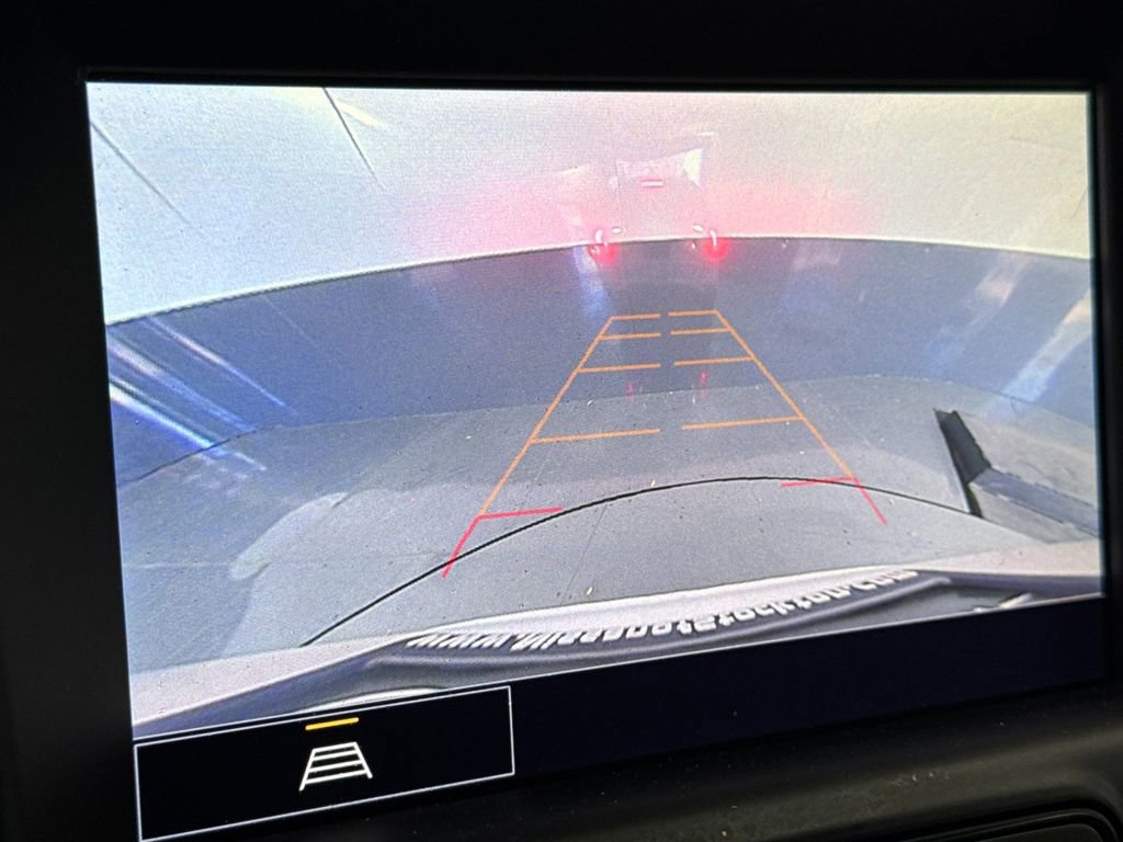 Used 2024 GMC Terrain SLT image 18